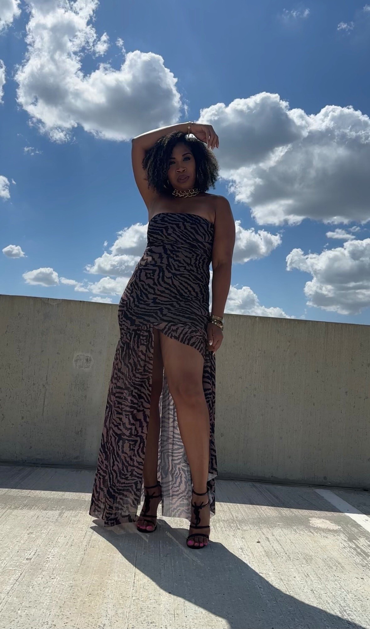 Rooftop views!

For reference:
Dress size: M
Height: 5’5 | Weight: 165 | Waist: 29

#maxidress #fall #falloutfit #sundress #summerstyle #summeroutfit #styleinspo #outfitinspo #ootd #lotd #ysl #amazonfashion #trending #musthave 

#LTKSeasonal #LTKStyleTip