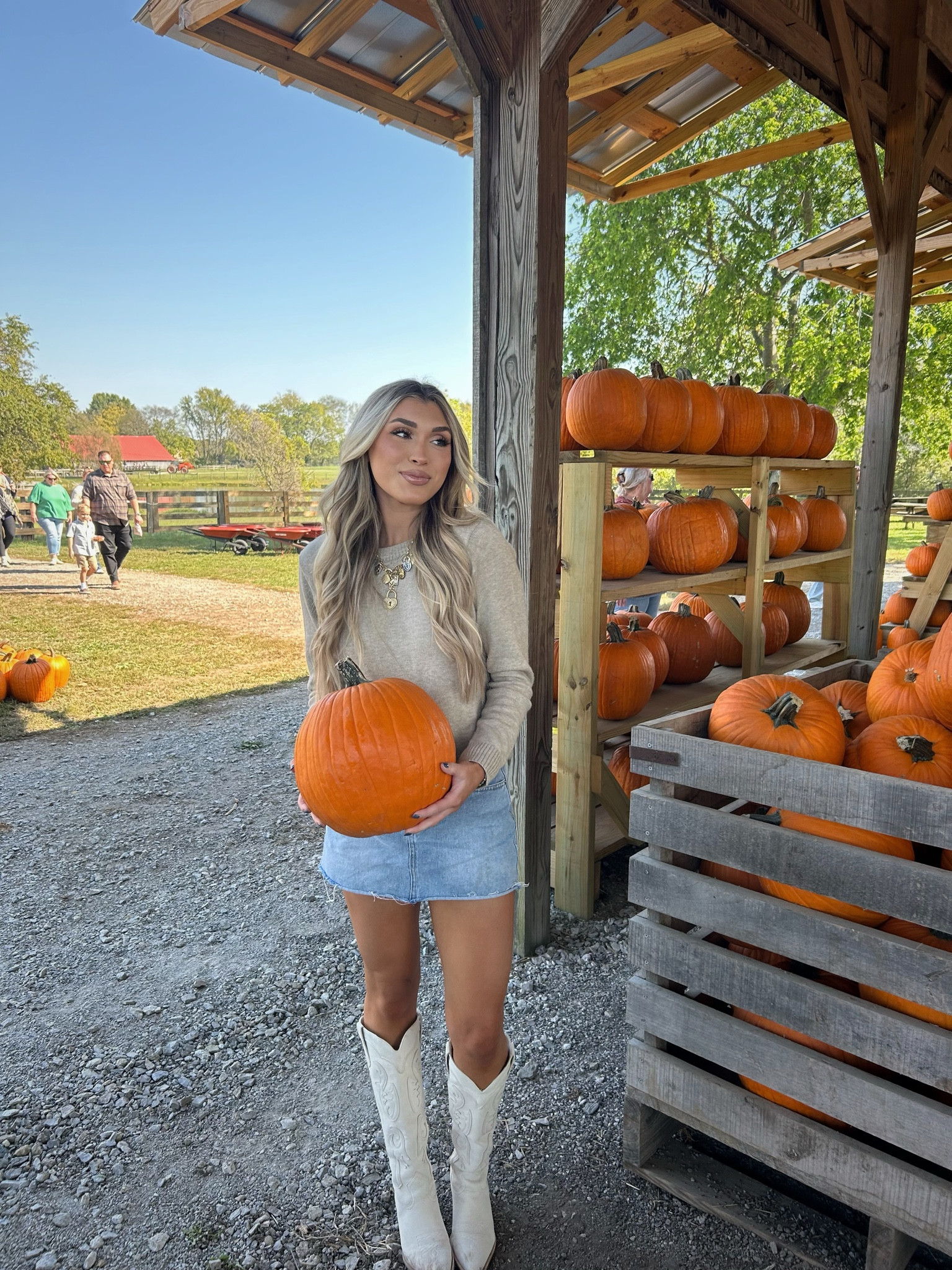 pumpkin patch fit!!!🎃🍂🤎🧸 
top: xs
skirt: small

#LTKStyleTip #LTKSeasonal
