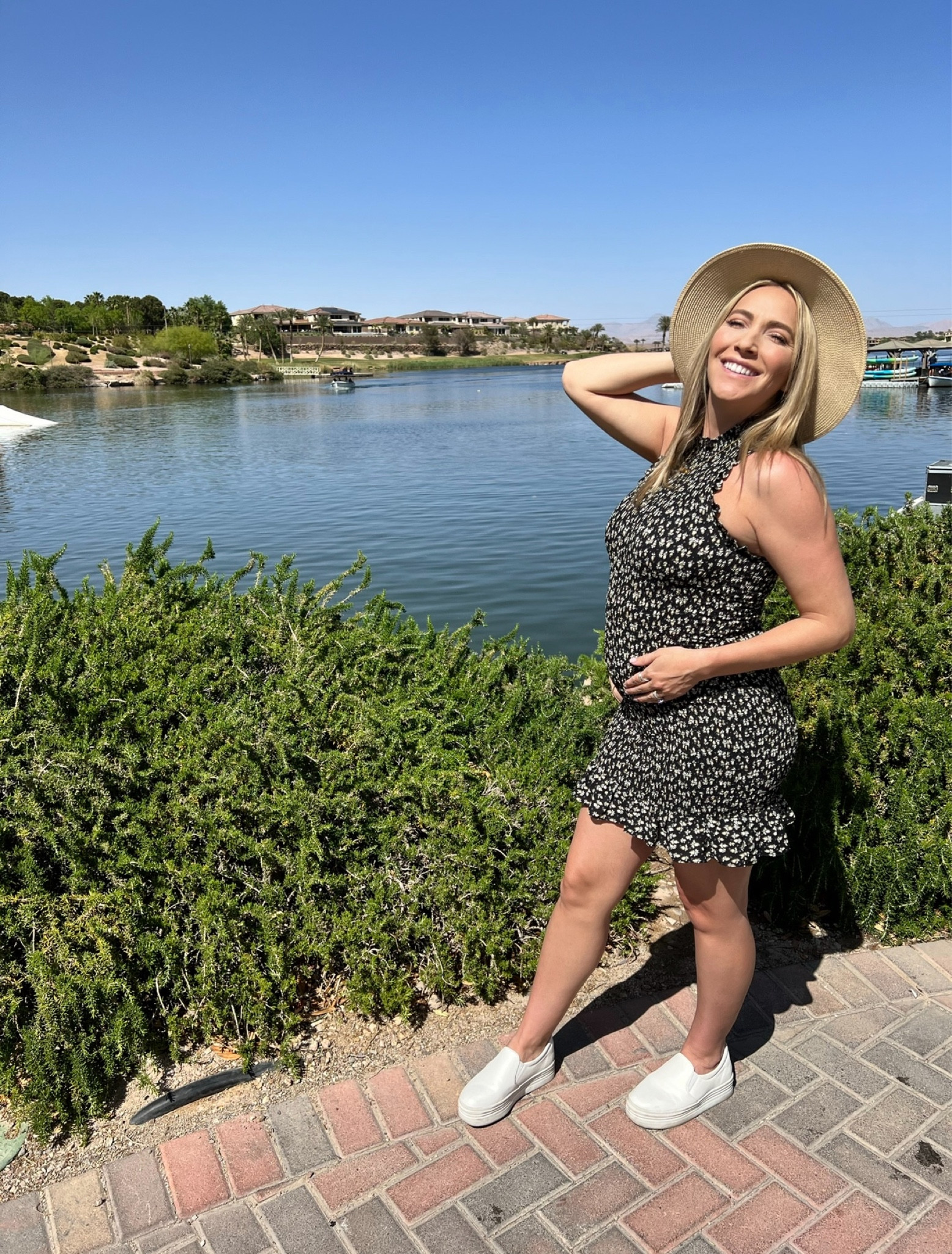 Maternity fashion ! This dress isn't maternity but I wore it my entire pregnancy! Love a piece that works with wherever your body is 

#LTKsalealert #LTKbump #LTKstyletip
