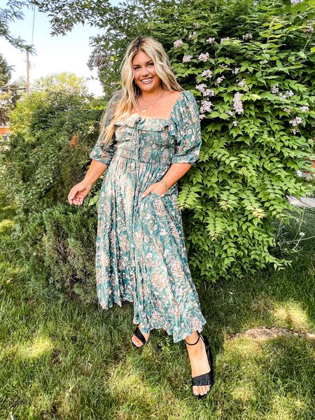 This dress is so good! I have it in 2 other colors. I do a medium, runs tts/little big. It has pockets + the fit is soooo flattering!! 

#LTKcurves #LTKstyletip #LTKFind