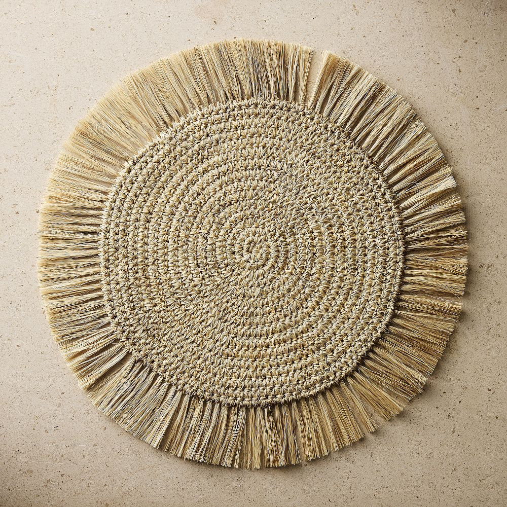 TALLO de OLIVO Fique Fringe Placemat | West Elm (US)