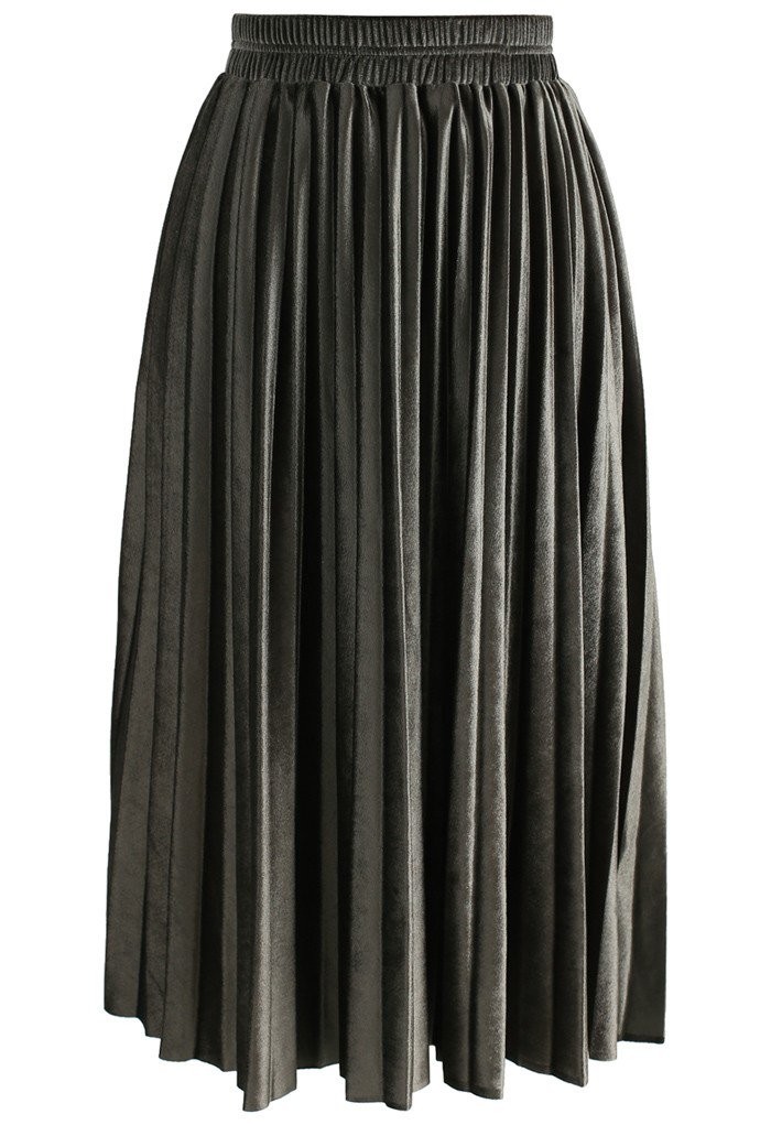 Inviting Sheen Velvet Pleated Skirt in Olive | Chicwish
