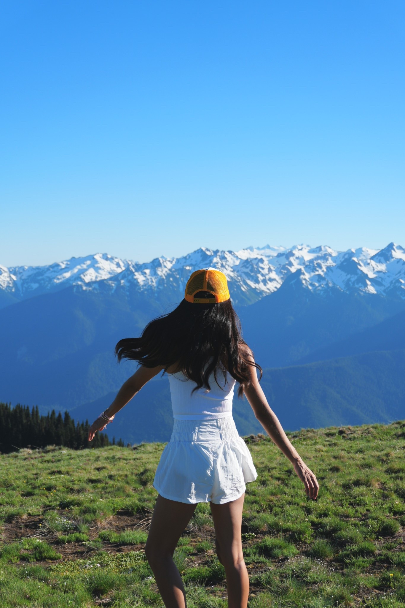 summer outfit, hiking outfit, free people shorts, white tank, outdoors outfitts