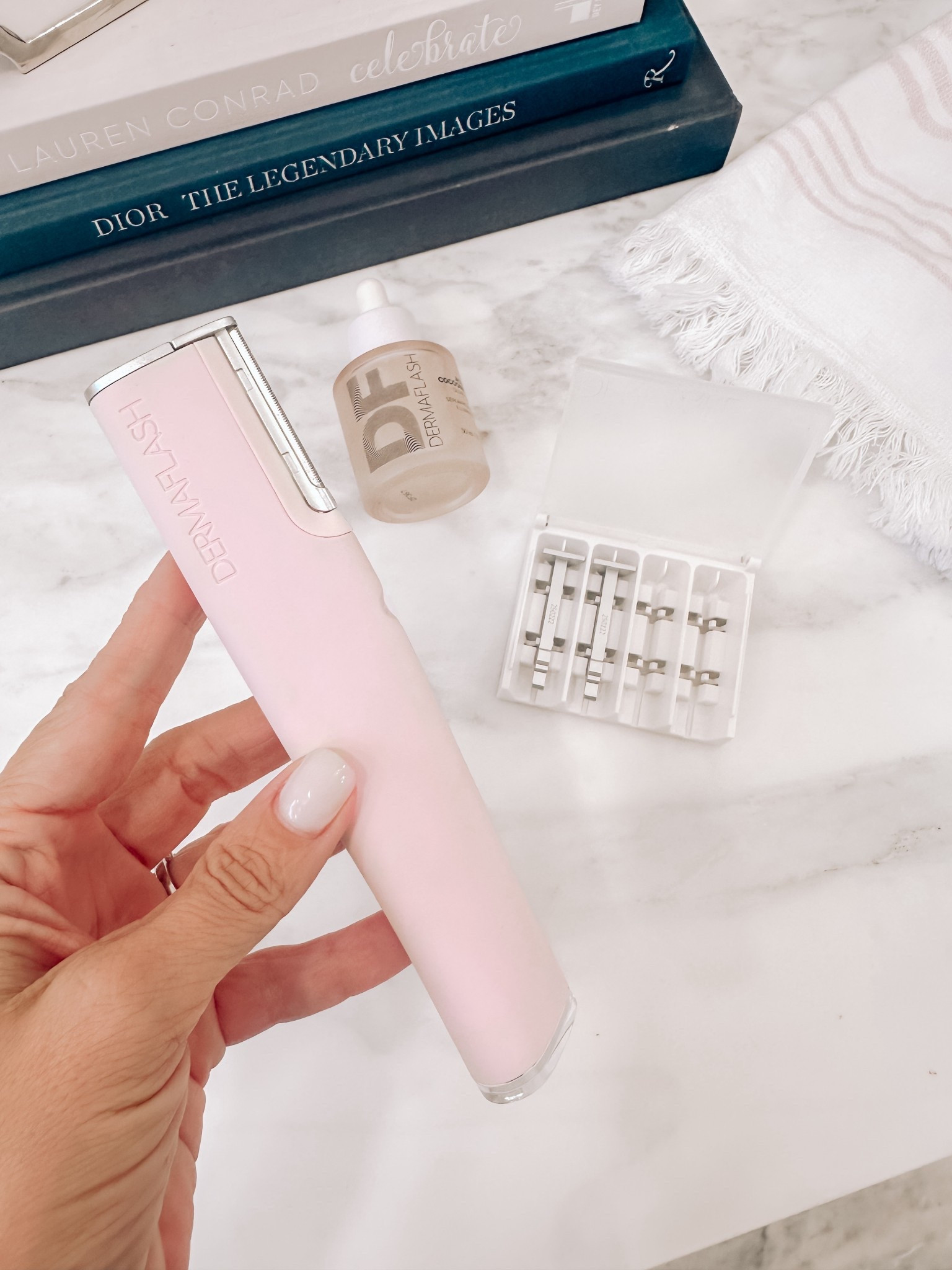 Love my dermaflash & its on sale! Perfect gift for her or the beauty lover 


#LTKSaleAlert #LTKGiftGuide