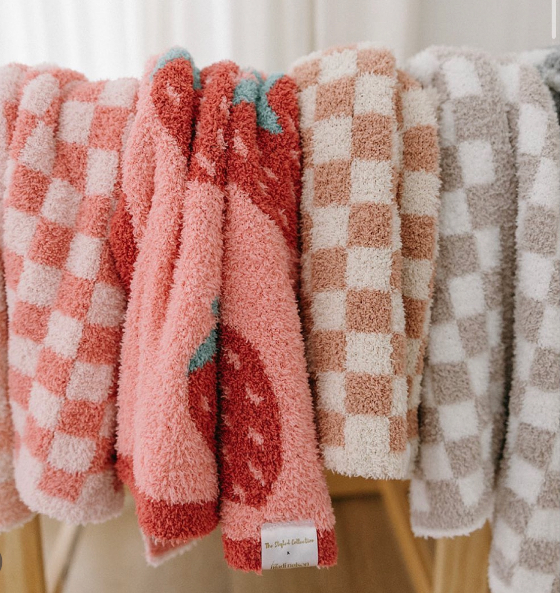 Cutest blankets
My favorite blankets
Madi Nelson 
Strawberry blanket
Styled collections 
Checkered blanket
Daisy blanket
Baby blanket
Receiving blanket
