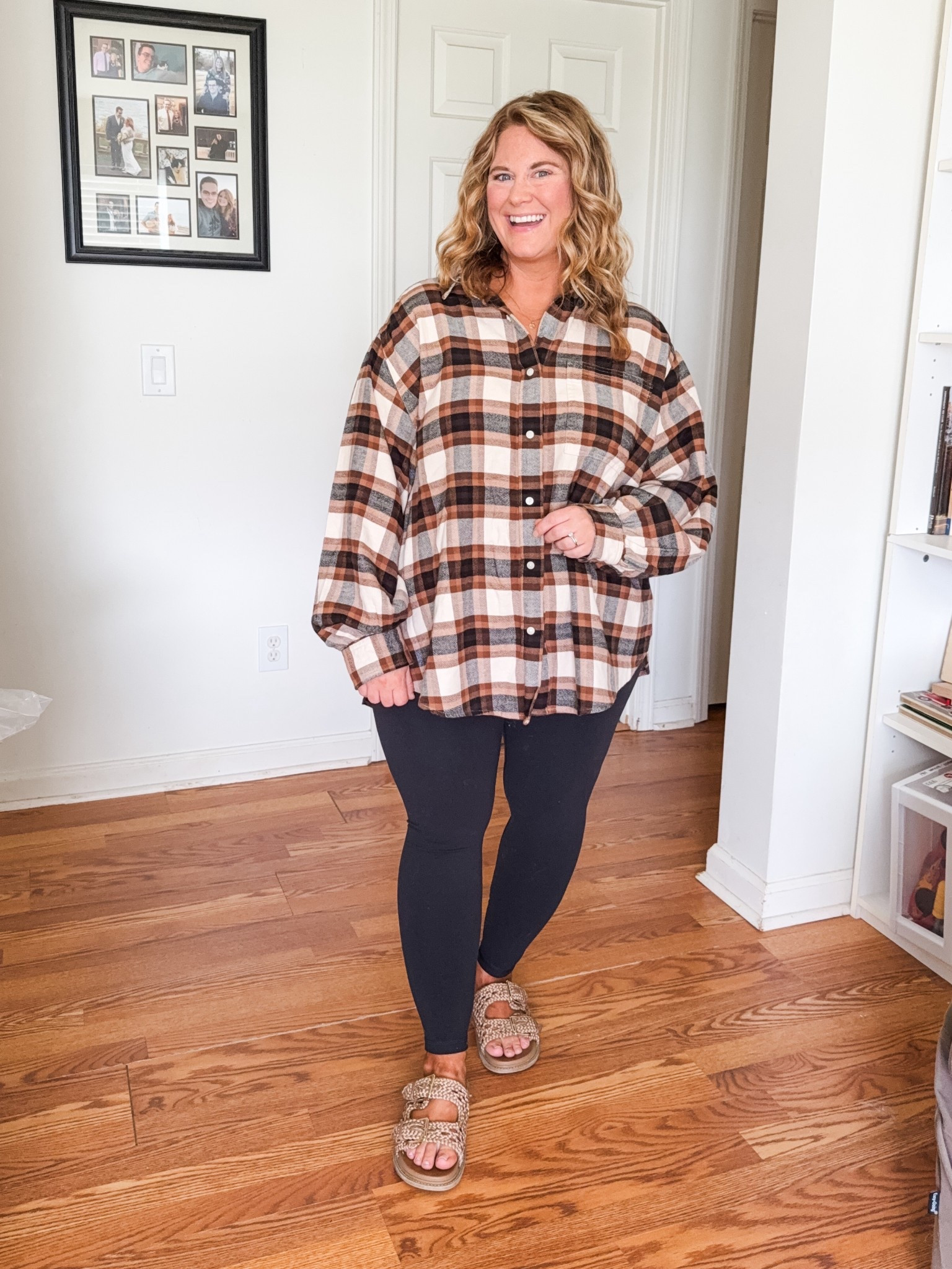 Wearing a large in the Aerie flannel but might exchange for a medium.  Runs really oversized! Perfect fall colors! 

#LTKFindsUnder50 #LTKMidsize #LTKSeasonal
