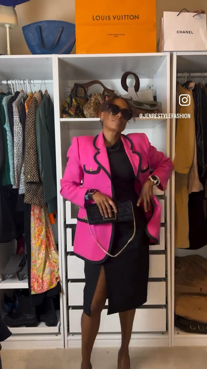 The Little Black Dress is a staple in any wardrobe. Short sleeve, long sleeve, sleeveless and strapless. They are great for work paired with a blazer, date night and brunch with the girls.  I’ve linked several below. #LBD

#LTKVideo #LTKSeasonal #LTKover40