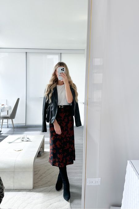Madewell - target top


Black Boots 
Fall outfit 
Abercrombie Skirt
Satin skirt 
Fall layers 
Leather jacket 
Italy outfit
Outfit for Europe
Kathleen Post Collection
Travel vacation 
Holiday party#LTKxMadewell #LTKHoliday#LTKxTarget

#LTKworkwear #LTKtravel #LTKxMadewell