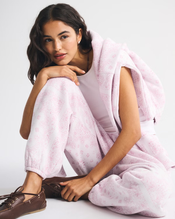 Women's High Rise Sunday Baggy Sweatpant | Women's New Arrivals | Abercrombie.com | Abercrombie & Fitch (US)