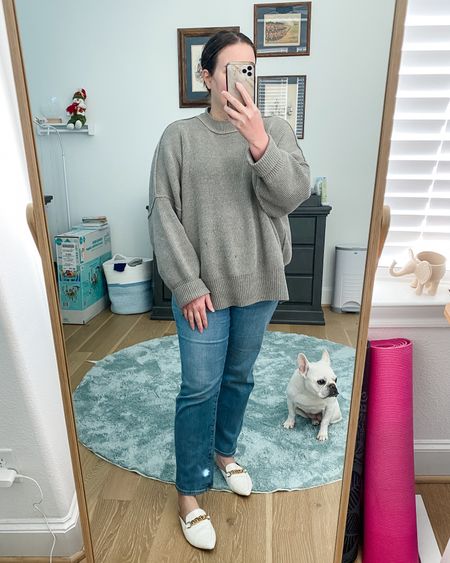 Winter fashion / women’s outfits / casual outfit / gray oversized sweater / straight leg jeans 

#LTKfindsunder100 #LTKSeasonal #LTKover40