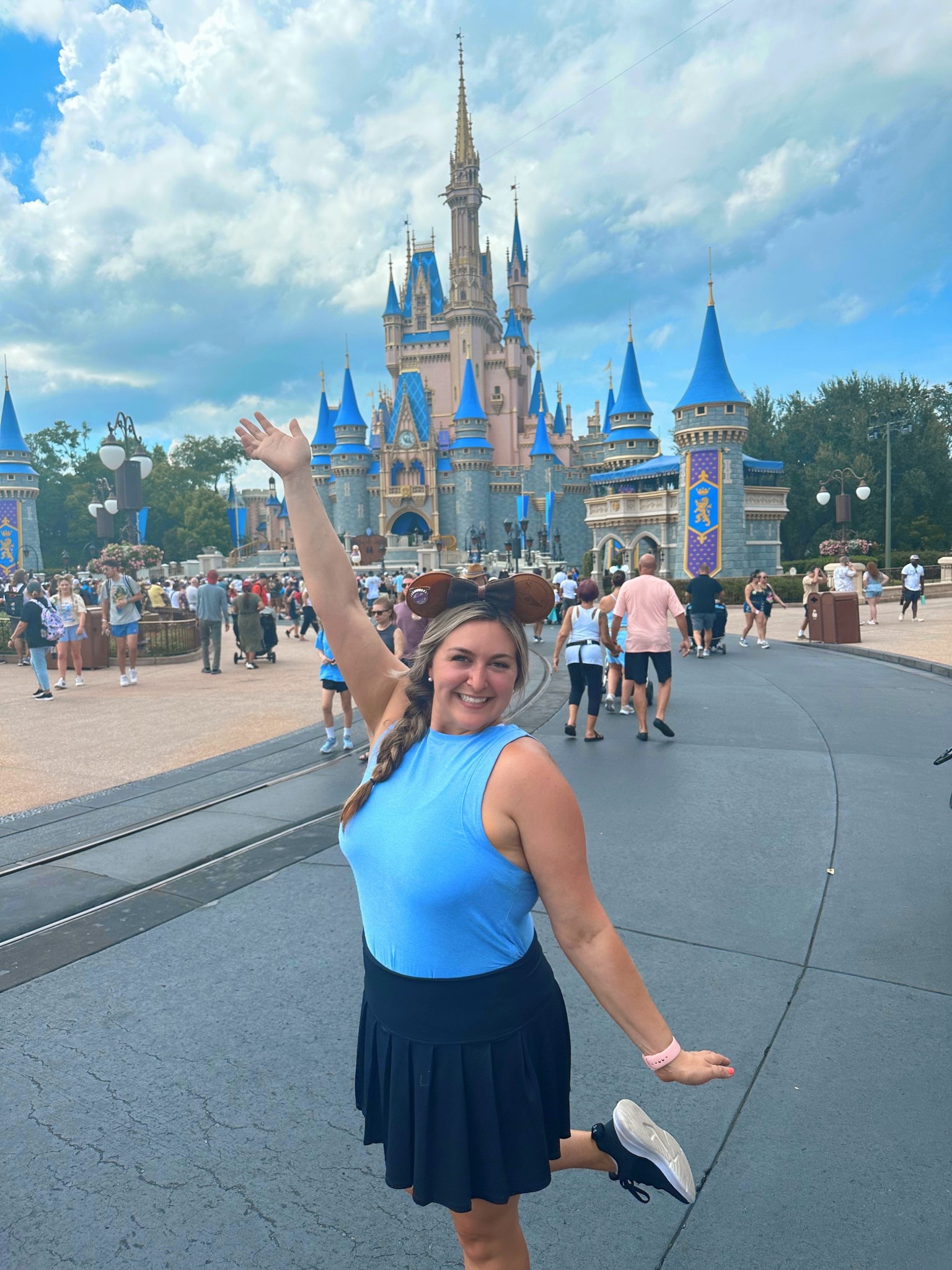 Castle? Check. Confidence? Check. Magic? Always ✨💛

#disney #disneyfit #magickingdom #ootd #amazinfashion

#LTKFindsUnder50 #LTKActive #LTKMidsize