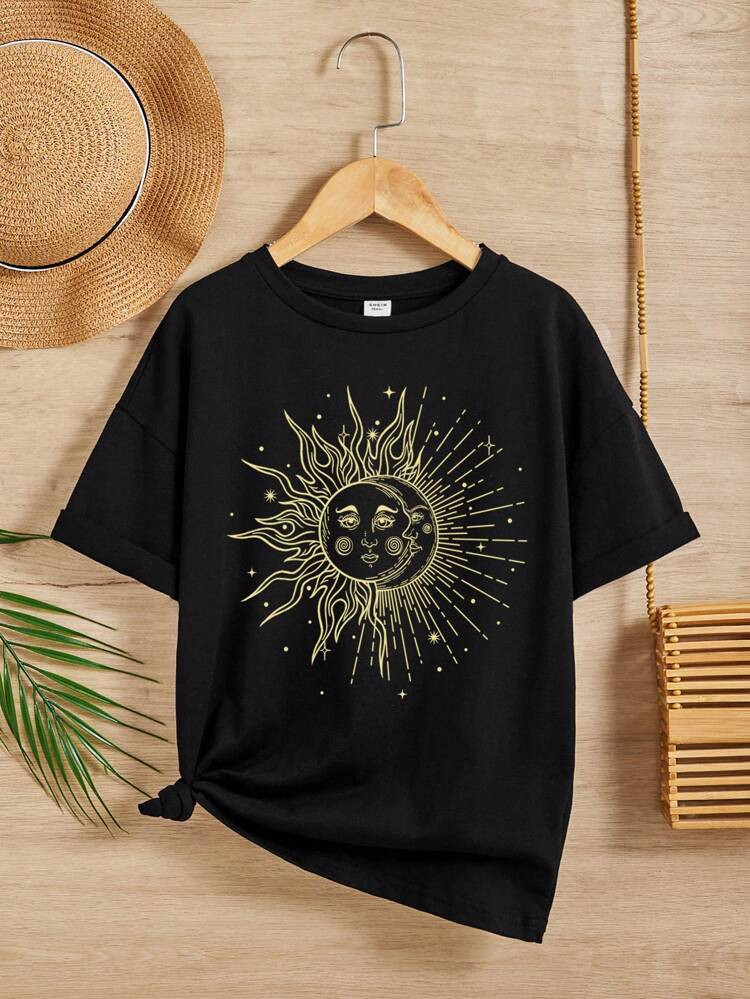 New
     
      Teen Girls Sun & Moon Print Drop Shoulder Tee | SHEIN