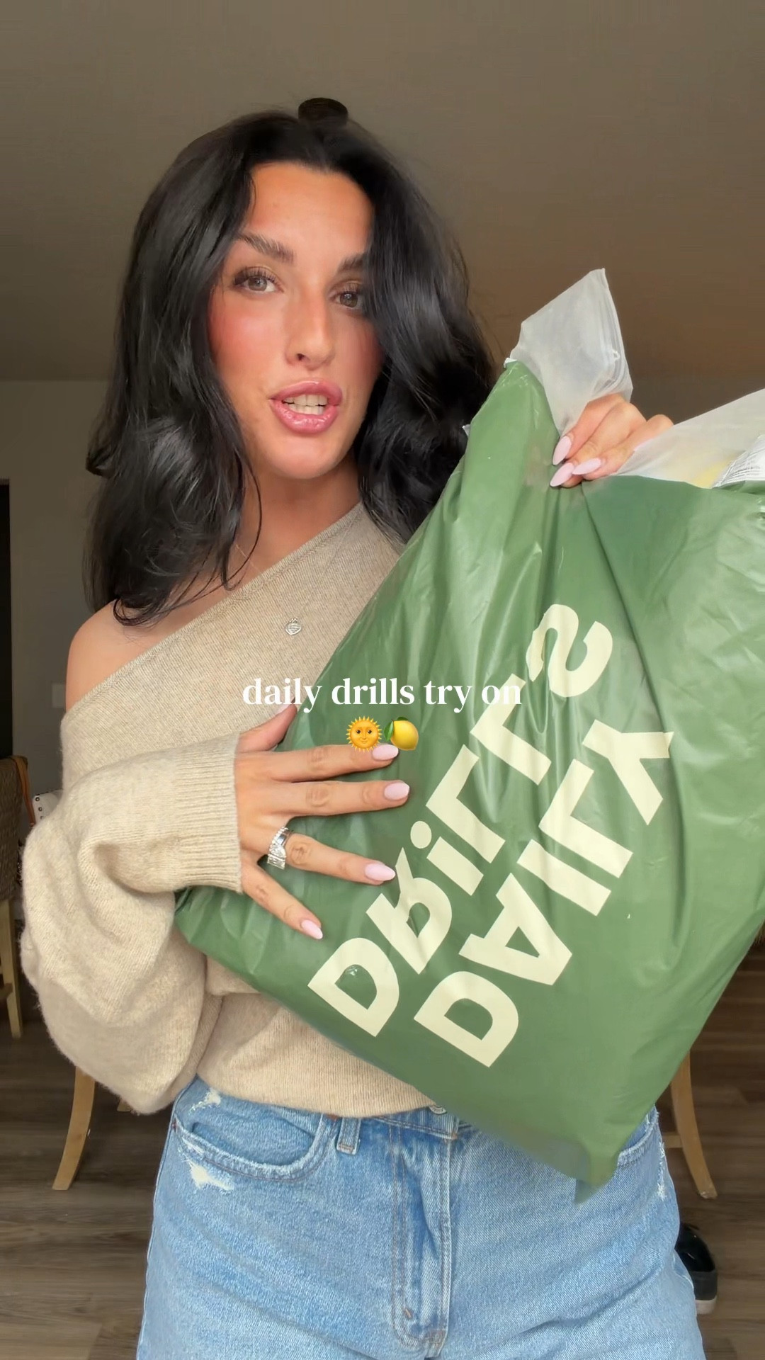 Daily Drills try on haul!! I did the M/L in both top and bottoms 🌞🍋 

#LTKootd #LTKBeauty #LTKgrwm