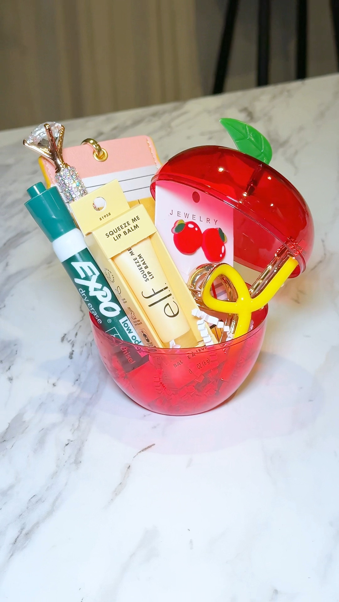 Happy teacher appreciation week! Y’all I really don’t know how some of you all do it, but we sure are glad you do! Takes a true patient heart to do what you all do daily! 📚✏️✂️🌎📓🖌️🍎📖🚌🖍️📙📎🎨💛

#LTKGiftGuide #LTKParties