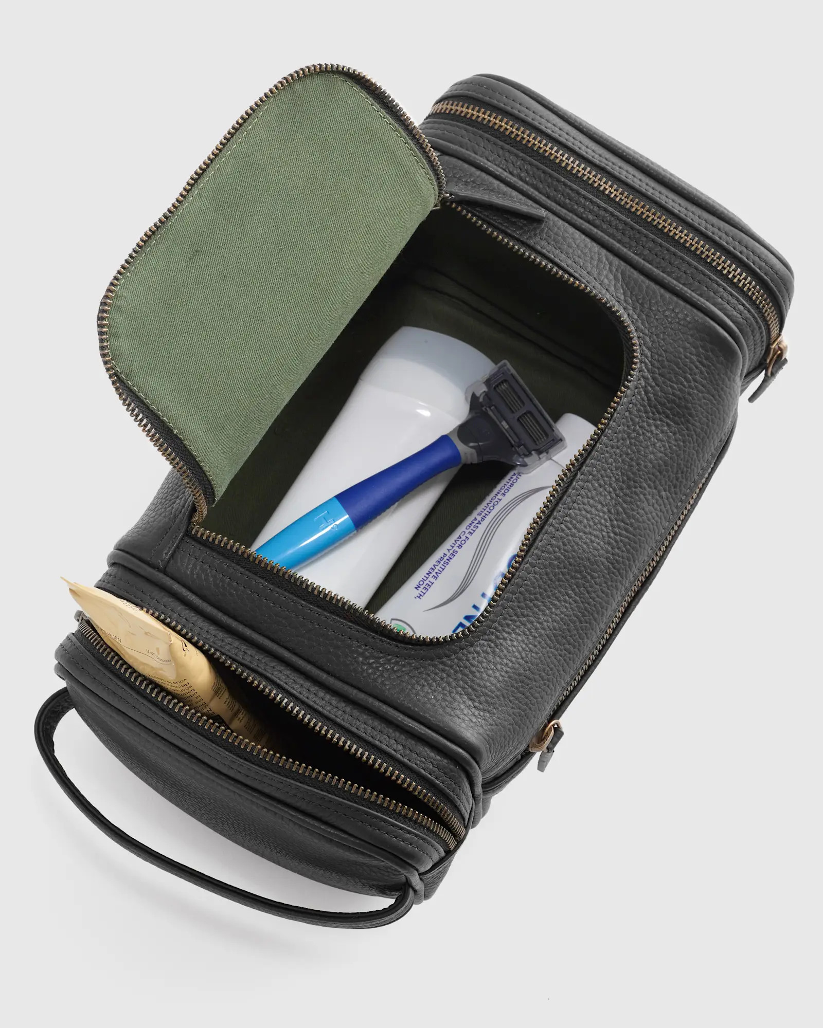 Nappa Leather Toiletry Bag | Quince