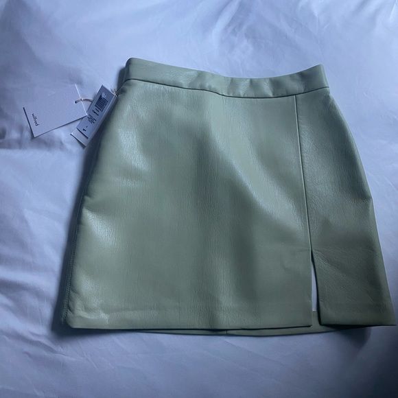 Aritzia Patio Skirt | Poshmark