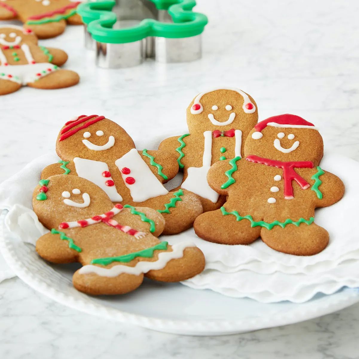 Gingerbread Cookie People DIY Baking Kit | Goldbelly
