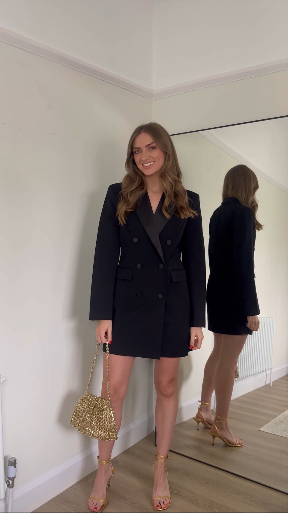 H&M holiday collection 
 
Wearing a size 8 in the tuxedo blazer dress
I’m 5ft 6
Topshop gold heels
Nasty Gal gold bag

Black tie event, Christmas outfit, partywear, all black outfit going out outfit 



#LTKpartywear #LTKeurope #LTKuk