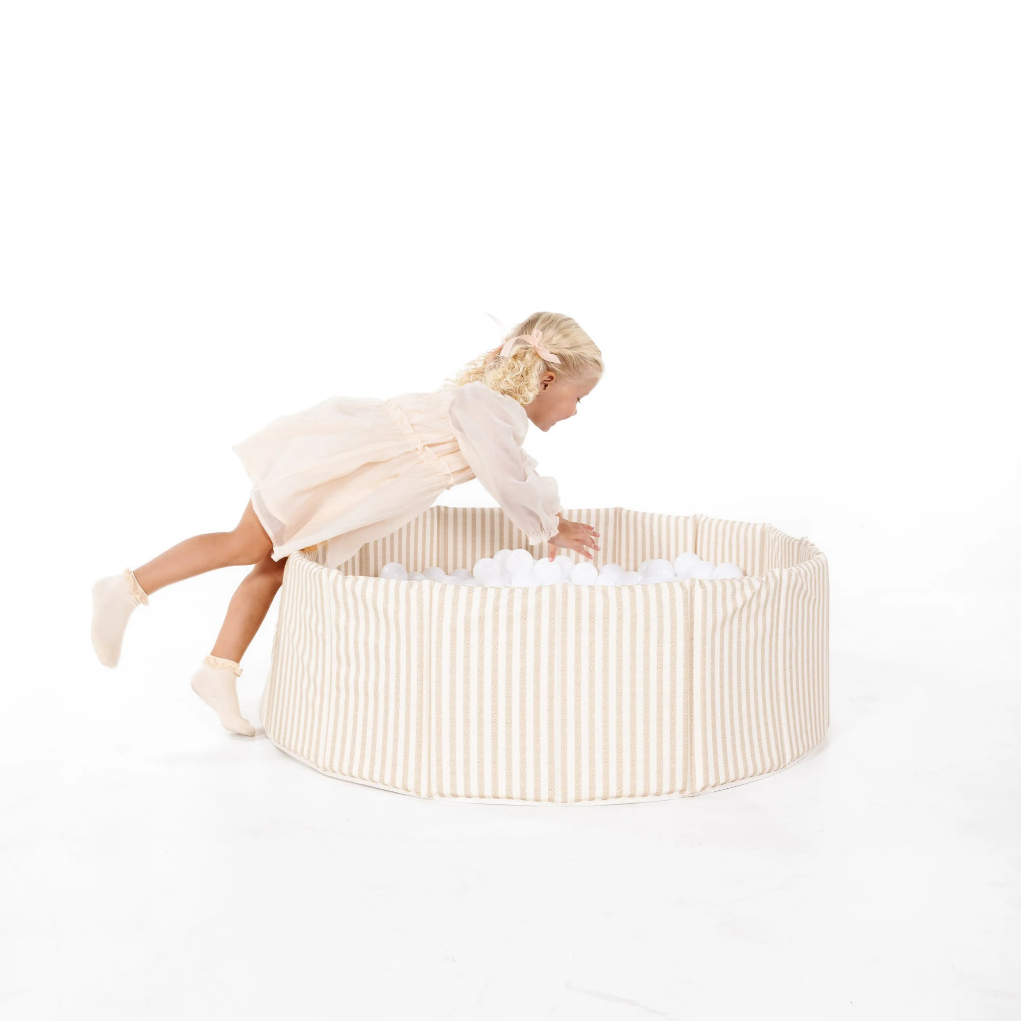 Ball Pit for Babies | Soft and Stylish in Neutral Colors | Gathre