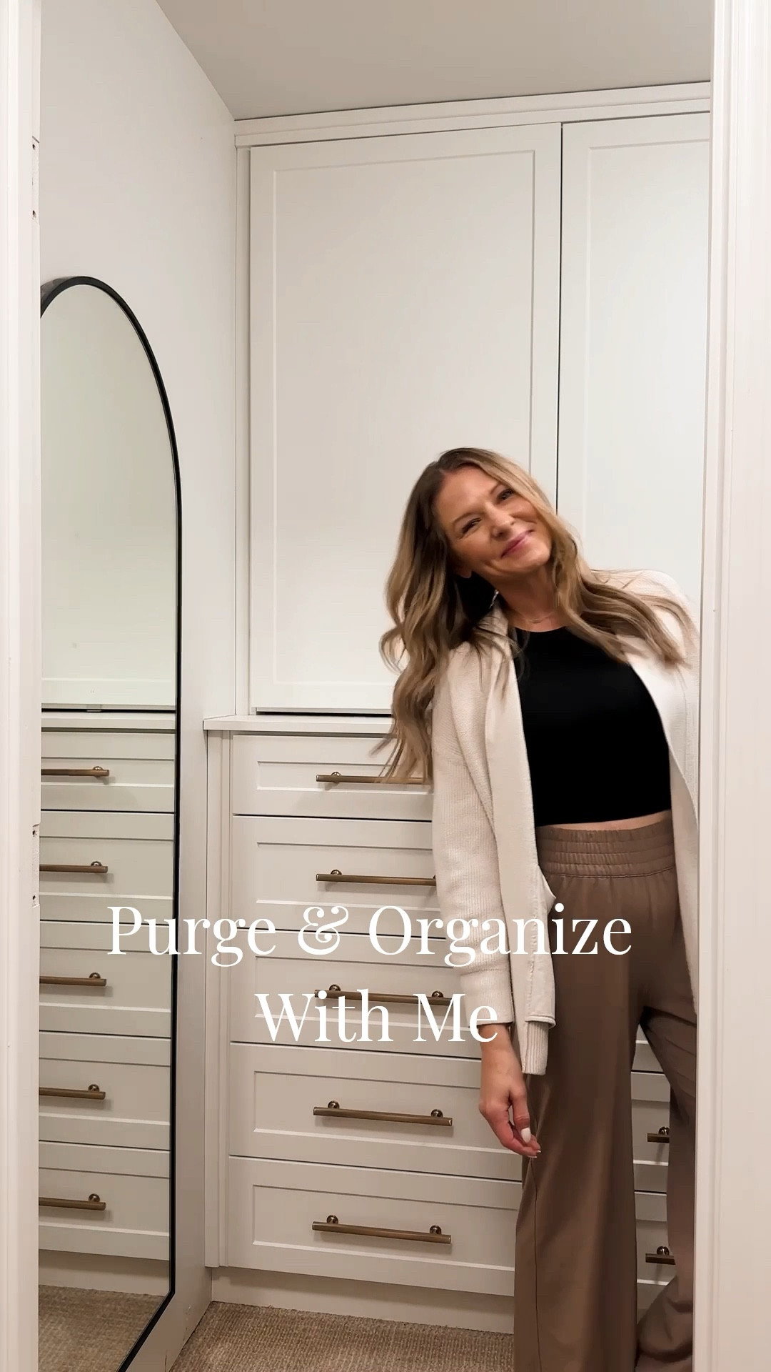 Spring cleaning never felt so good!! Purging and organizing my closet was long overdue and with the help of @Wayfair I was able to get it in shape and looking of so pretty! #ad #wayfair #wayfairpartner #Springcleaning

#LTKdayinmylife #LTKSaleAlert #LTKHome
