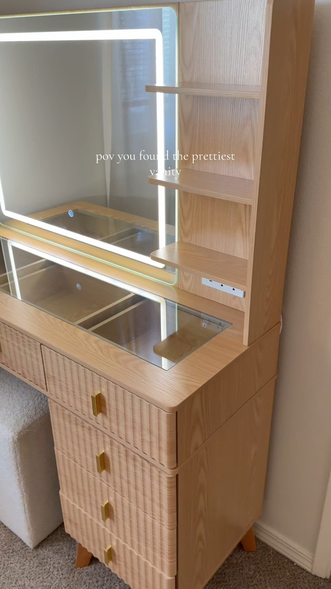 My new vanity 👌🏼
Amazon find
Amazon vanity
Makeup vanityy

#LTKHome #LTKBeauty