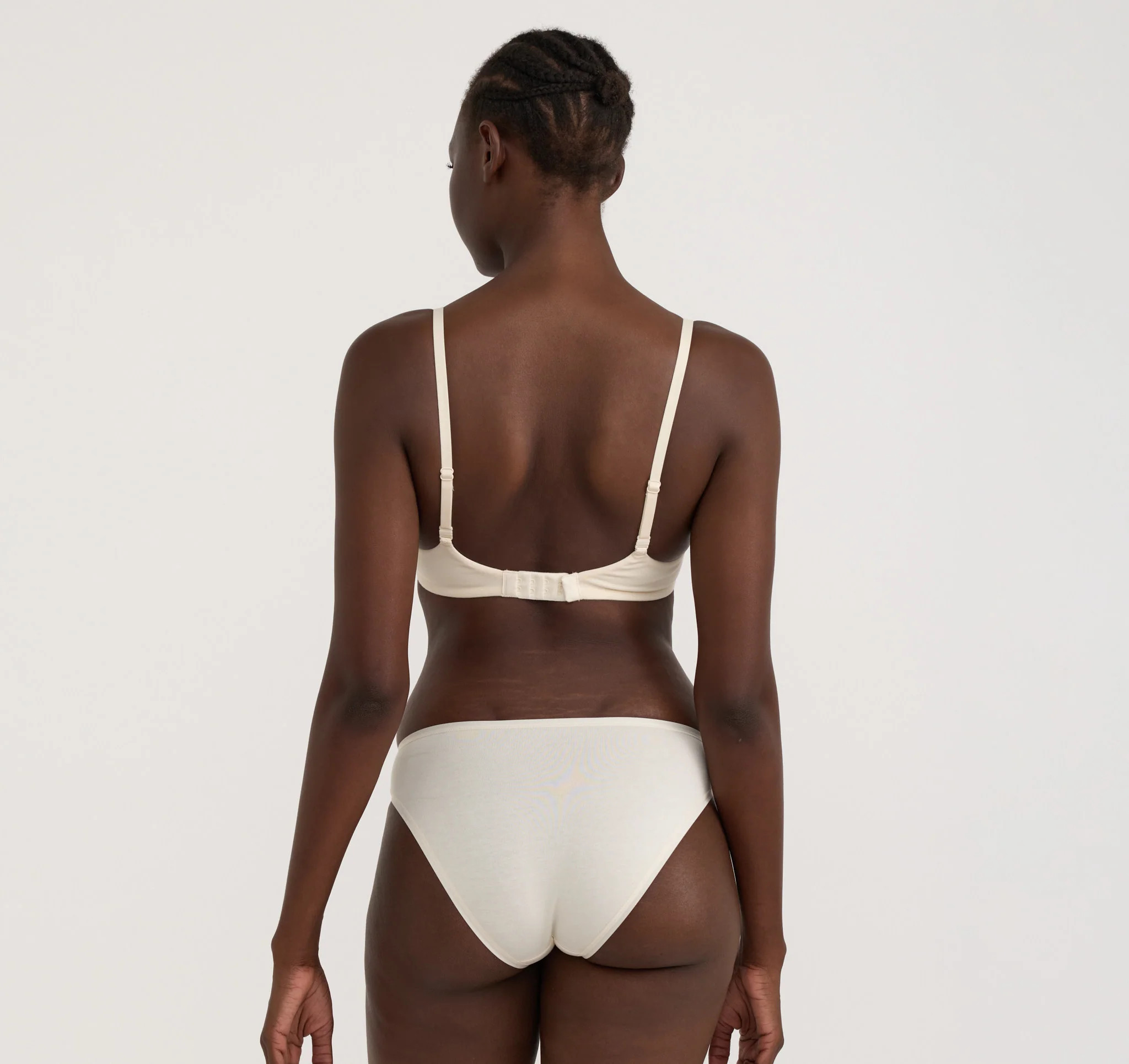 Buy Core Wireless Plunge Bra | Fast Delivery | Organic Basics US | Organic Basics