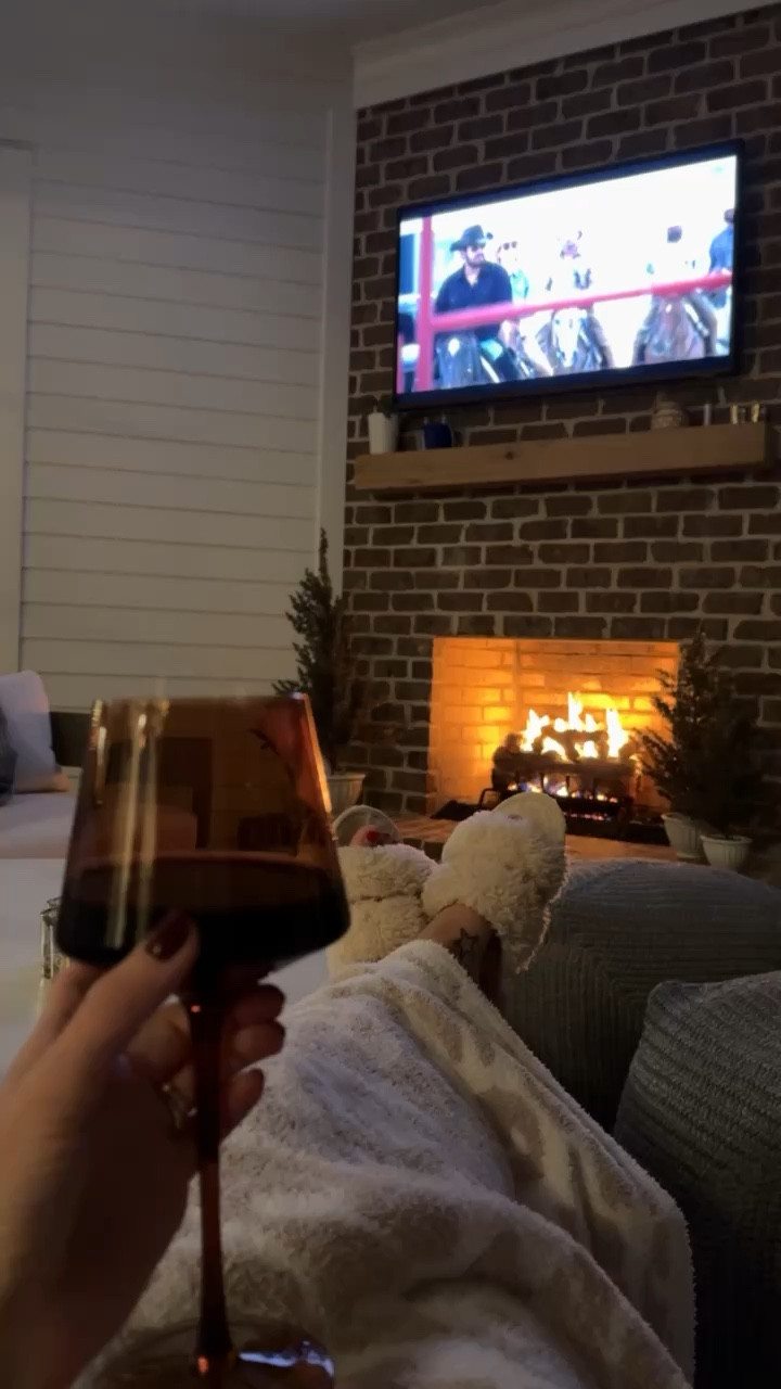 A perfect night! 😍 These wine glasses have been one of my favorite Amazon finds!

Loverly Grey, Amazon, Amazon finds, kitchen finds, wine glasses, colored wine glasses 

#LTKHome