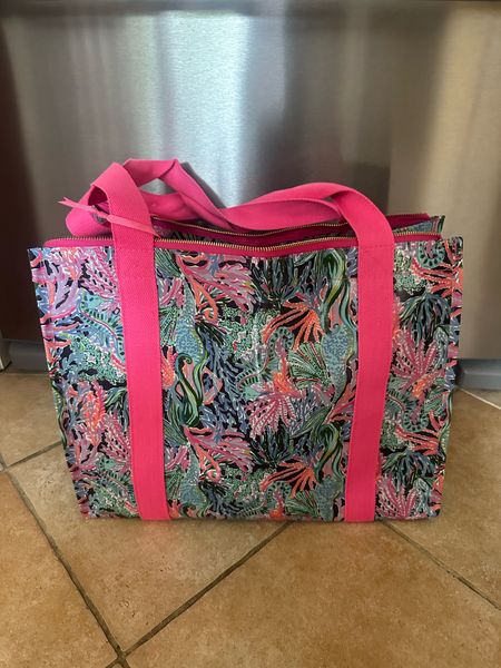 My  favorite cooler that is affordable, comes in a bunch of fun patterns, fits a ton of food and keeps items cold for hours!

#LTKFindsUnder50 #LTKSeasonal #LTKHome