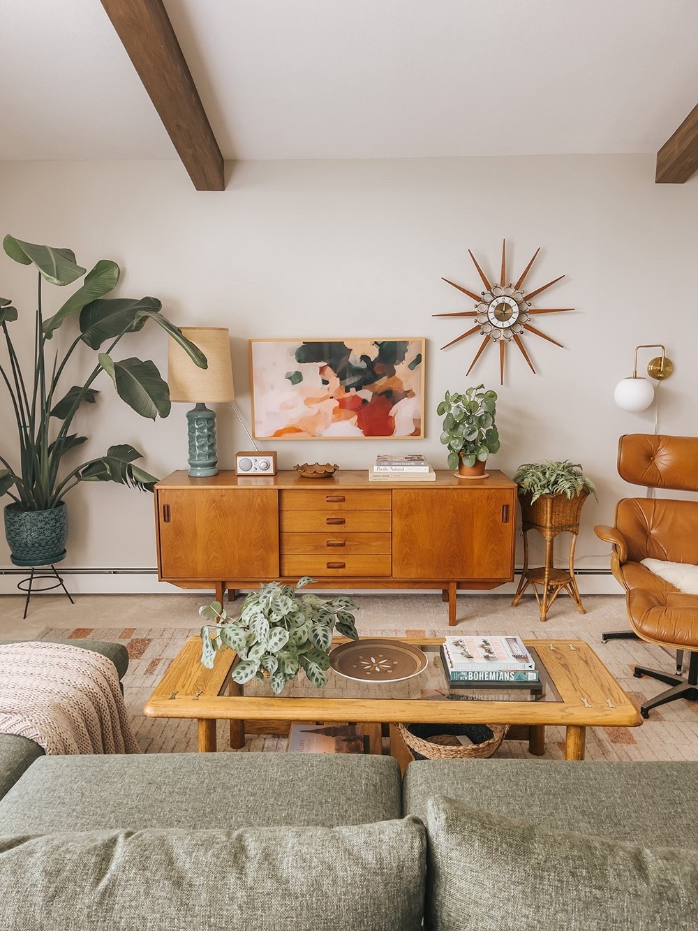 #FlashbackFriday honoring the retro mod living room at our old house! Shop the space here ⭐️

#LTKHome