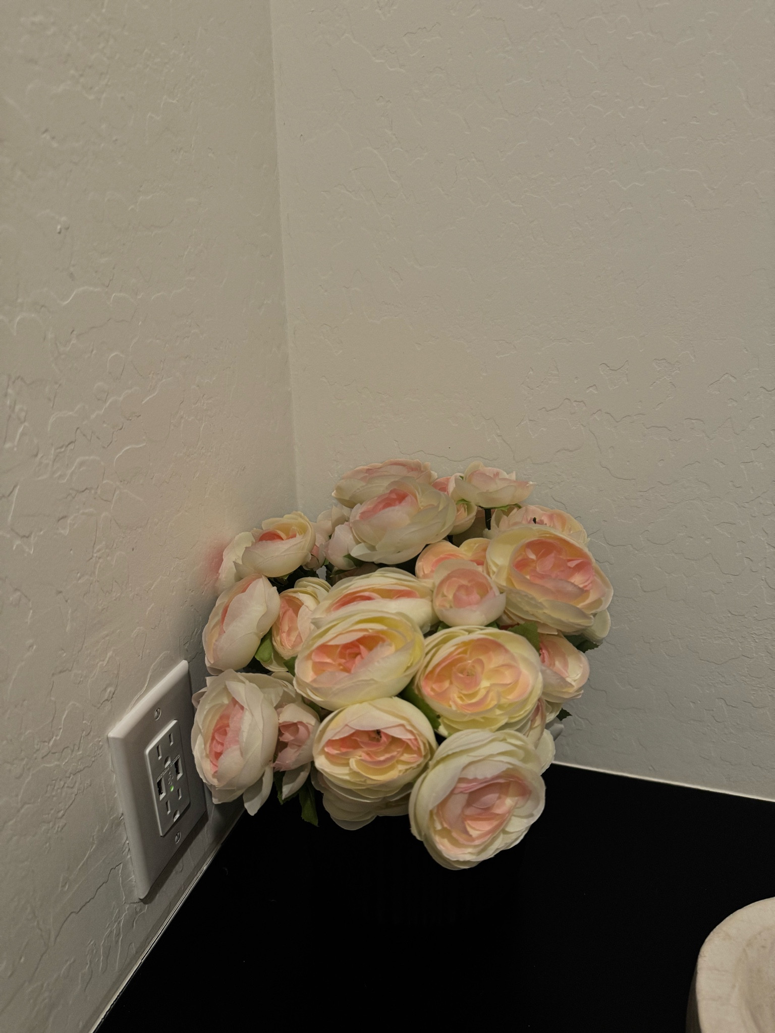 Best fake flowers!! 

#LTKHome #LTKGiftGuide #LTKU