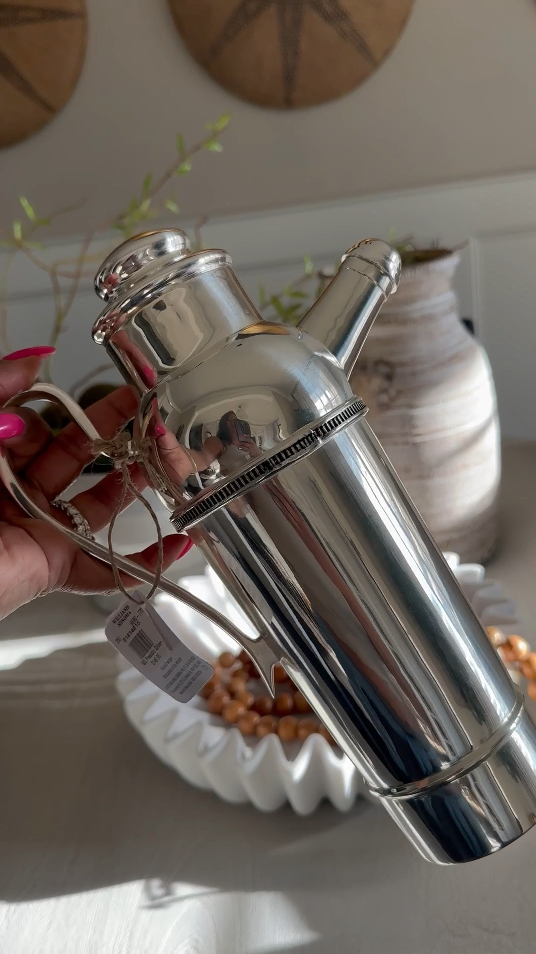 Art deco, vintage inspired, handled cocktail shaker by @Williams-Sonoma 

Linking similar style; this version no longer available online (may be available in stores)

#LTKHome