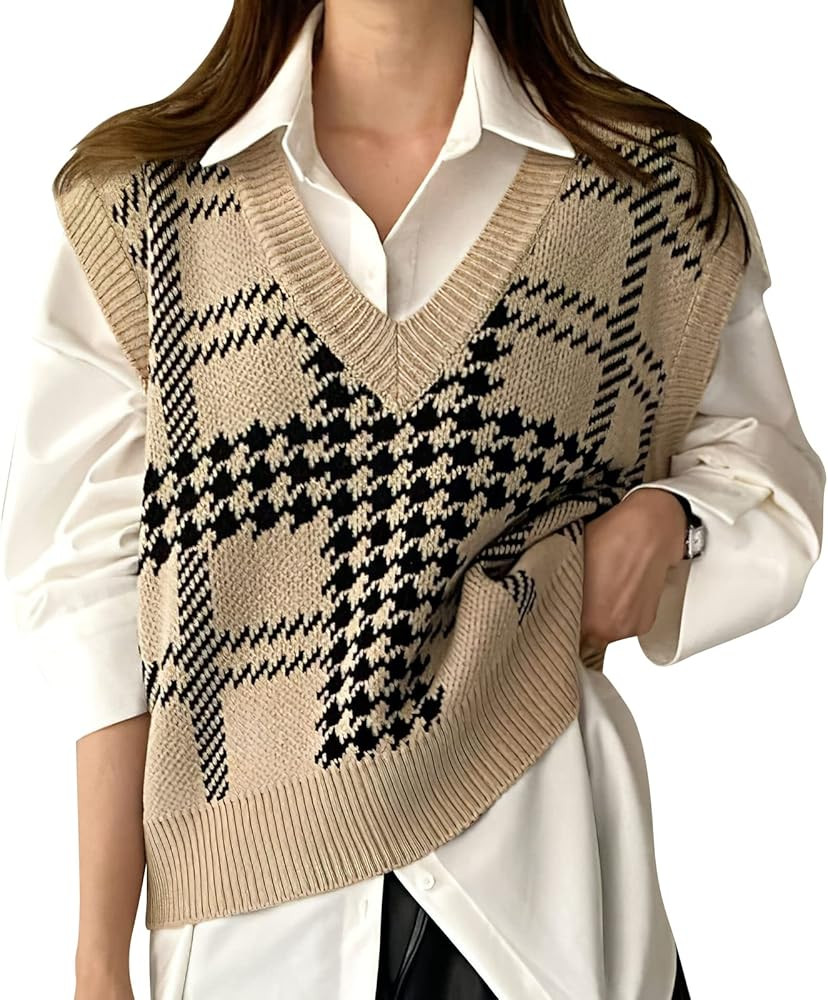 Women's V-Neck Plaid Pullover Sweater Fashion Sleeveless Short Vest | Amazon (US)