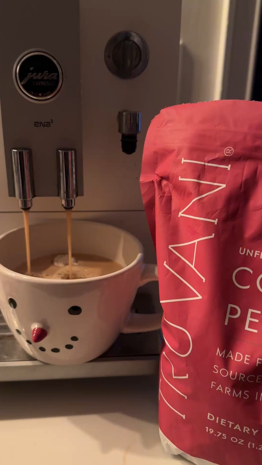 Been adding collagen peptides to my coffee for about 8 months now, and I feel such a difference✨
Three things I’ve noticed:
• Stronger, healthier hair (less shedding, more shine)
• Glowy, plump skin that just feels more youthful
• Better joint comfort — especially on long salon days  💗

#LTKmorningroutine #LTKselfcare #LTKOver40