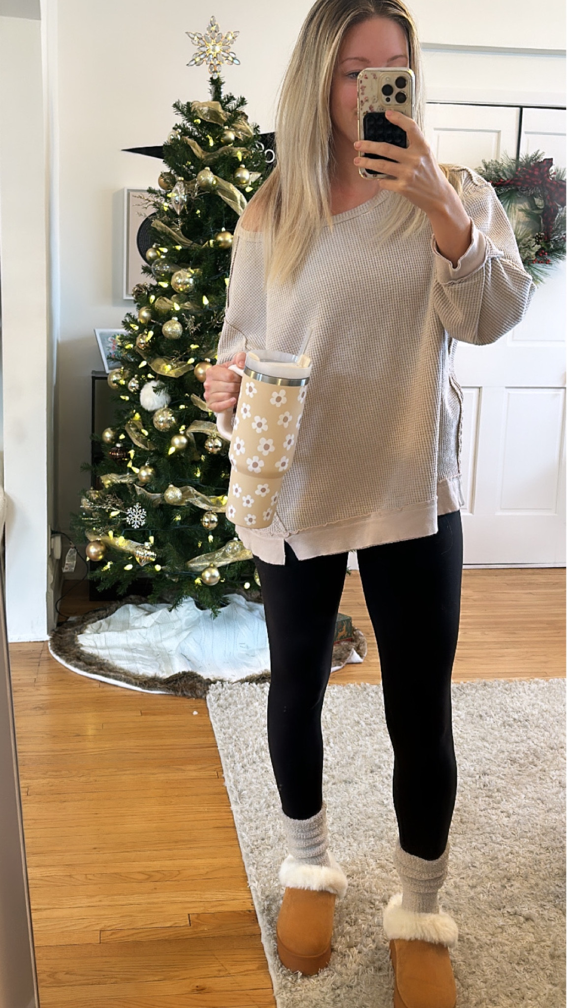 My cozy work-from-home uniform! Jeans simply don’t exist within the walls of my home 😂  

#LTKstyletip #LTKworkwear #LTKGiftGuide