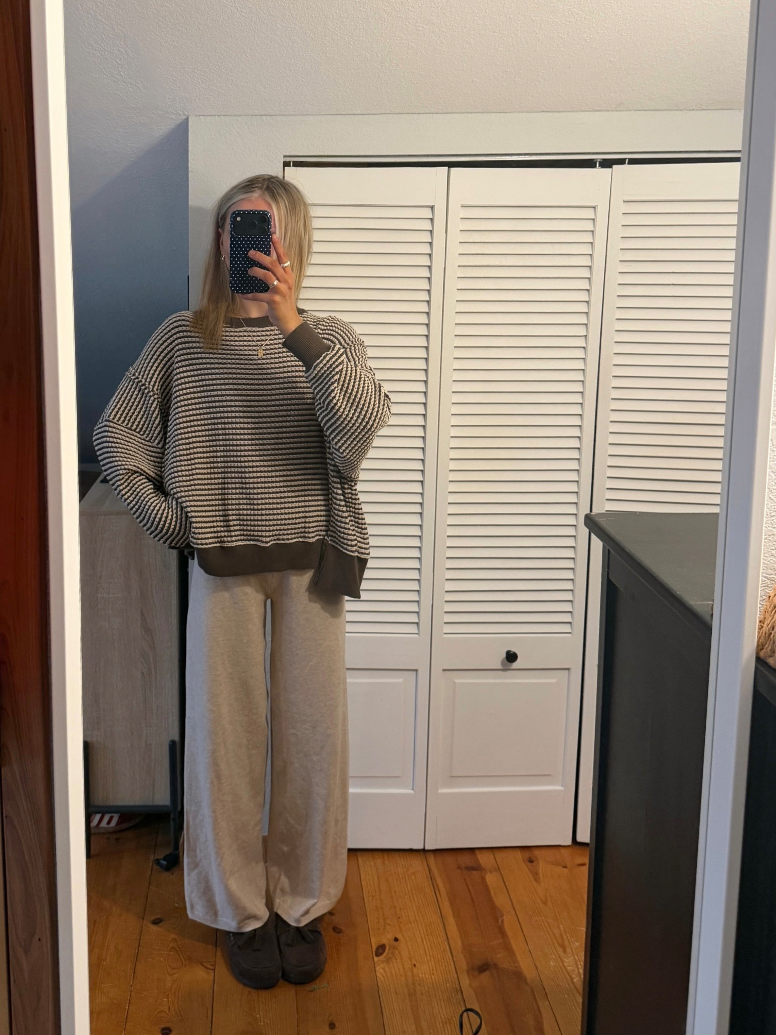 Comfy ootn! Xs top, XXS pants

#LTKdayinmylife #LTKootd #LTKSaleAlert