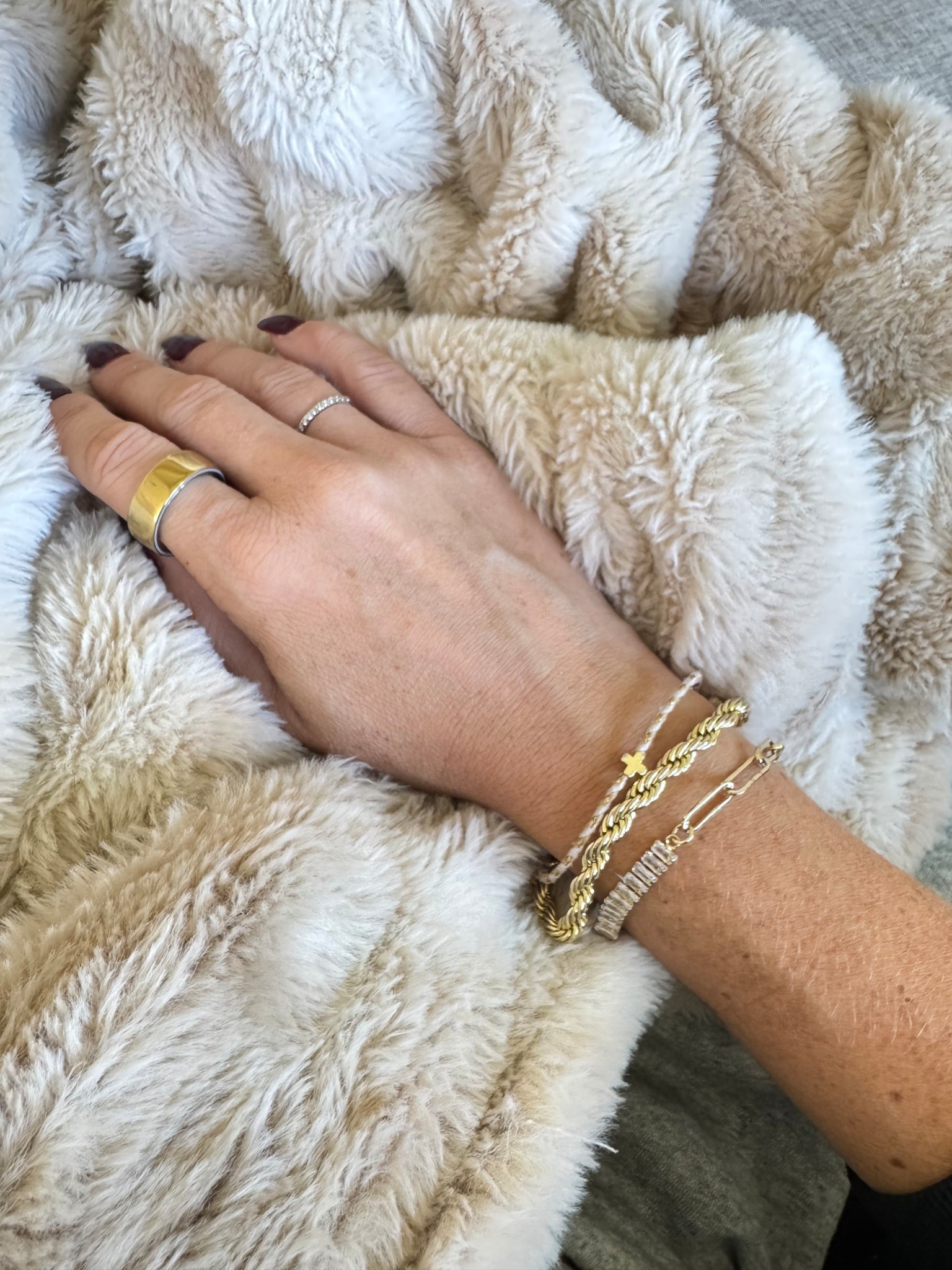 My Lola Blanket getting me through this cold! 

#LTKHoliday #LTKHome #LTKSeasonal