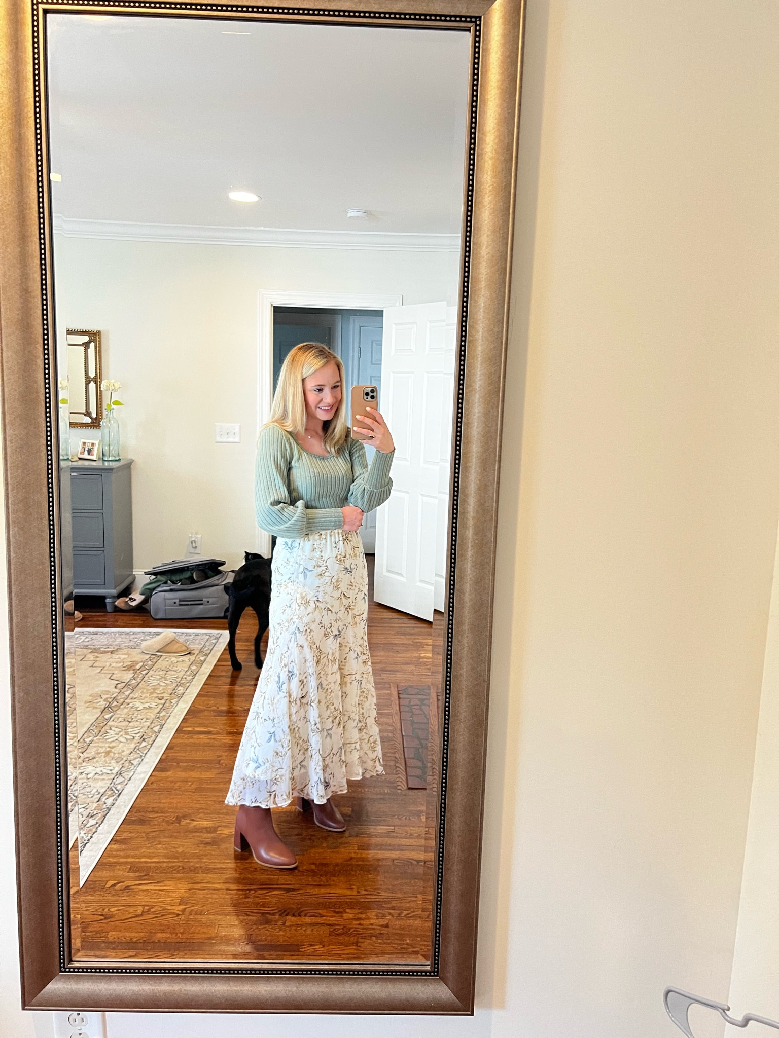 Casual fall outfit! Wearing a size small in the shirt and size 7 in the boots - both run true to size 🤍

#LTKunder50 #LTKstyletip #LTKSeasonal