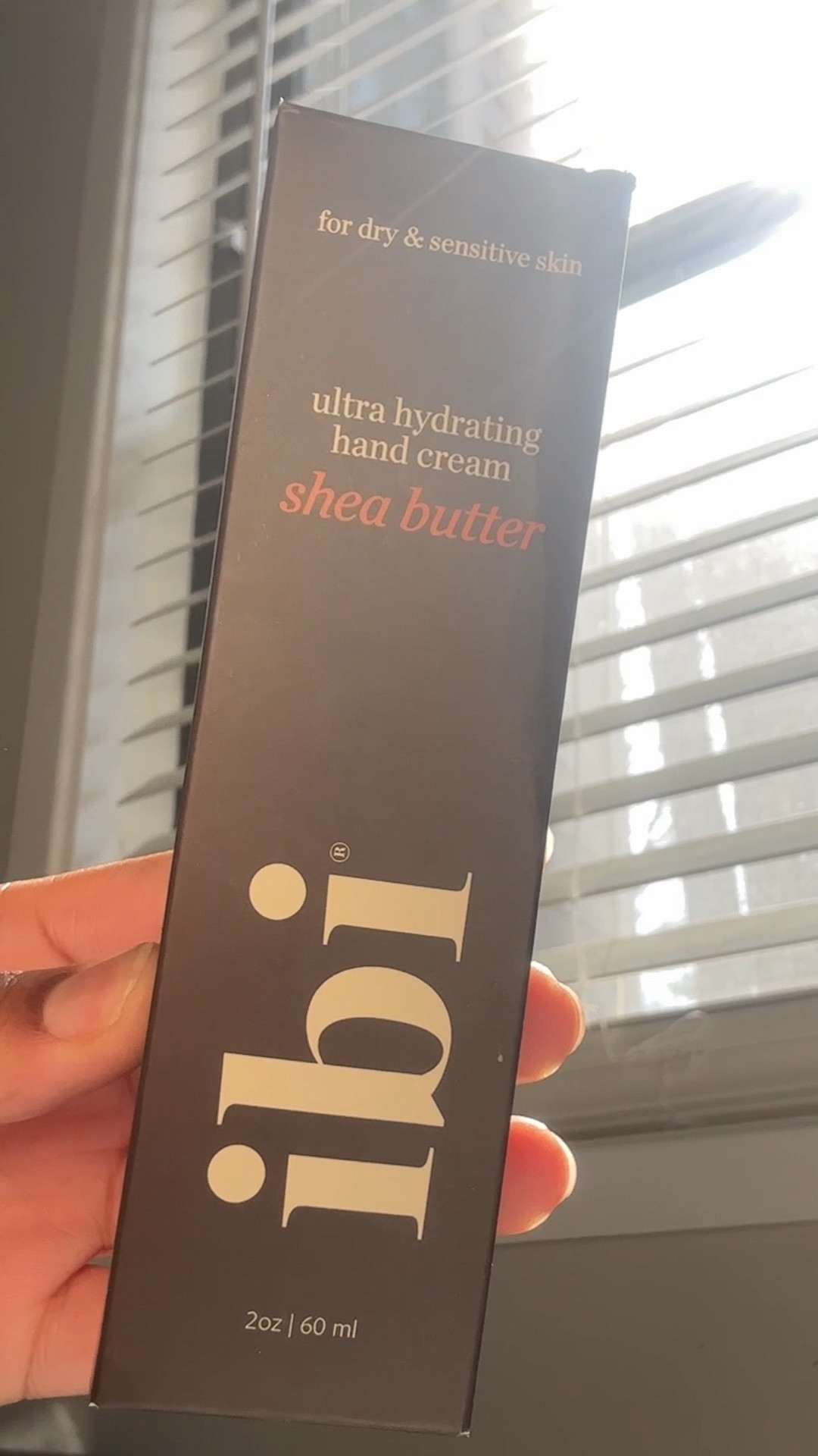 I can’t go anywhere without a good hand cream in my bag! I’ve recently discovered IBI Beauty and their Shea Butter moisturizer for sensitive skin. My hands have been happy 🤗

#LTKItBag #LTKFindsUnder50 #LTKBeauty