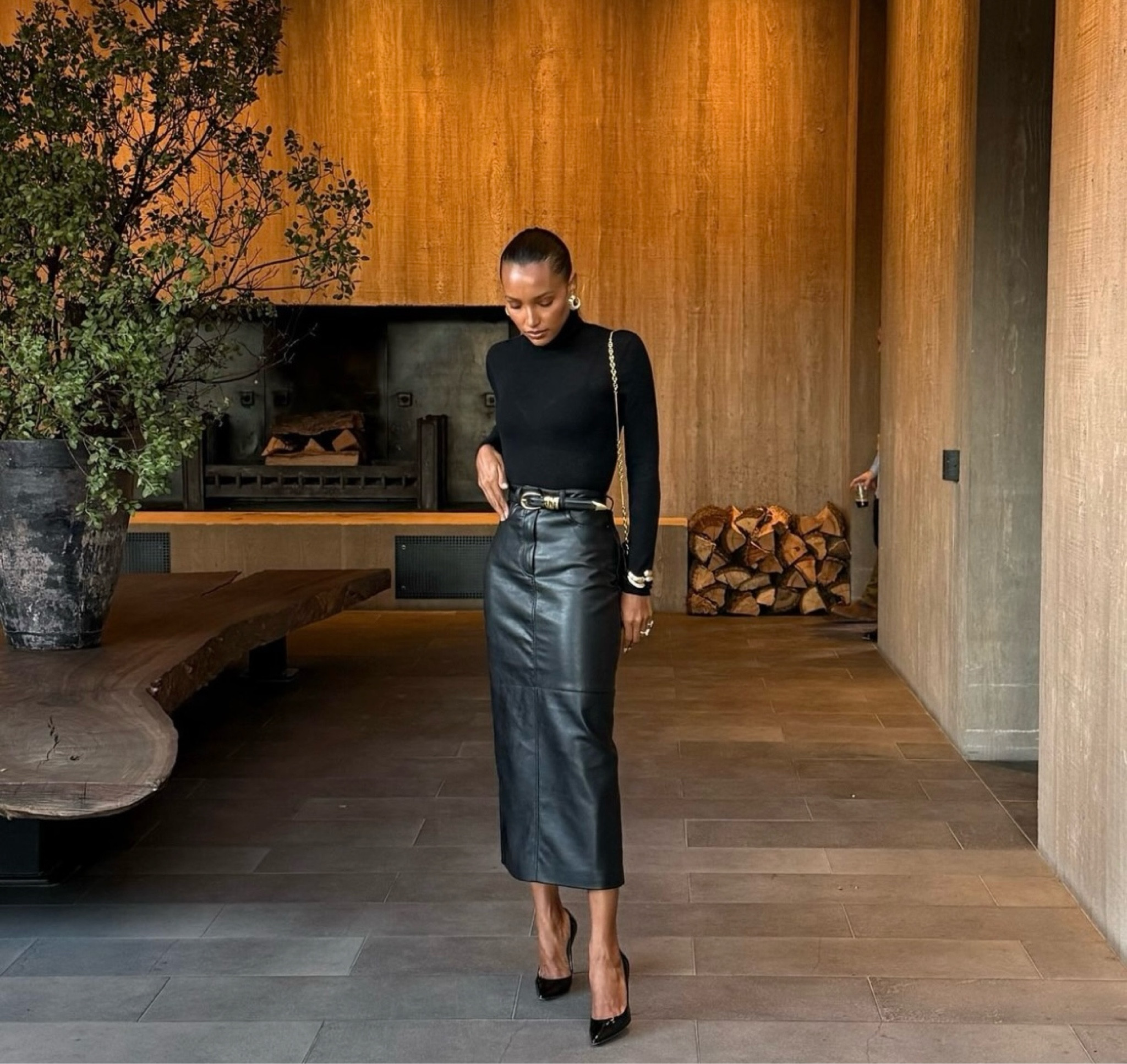 Get Jasmine Tookes look for less 🖤

This is such a simple yet chic look for fall. 

I can’t wait to wear it myself!

#LTKFindsUnder50 #LTKStyleTip #LTKFindsUnder100