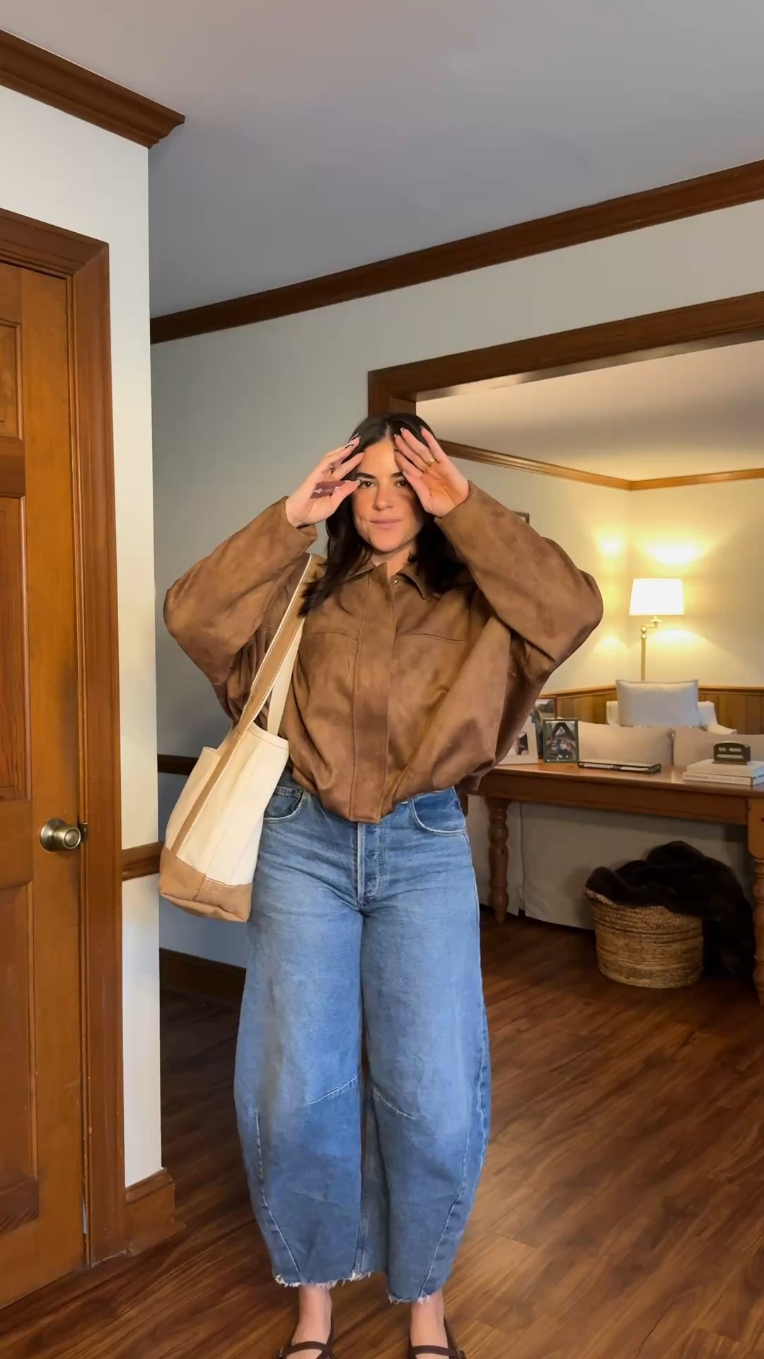 My ootd as a 33 year old first time mom! My jeans are the citizens of humanity horseshoe jeans but it doesn’t look like they’re sold anymore  

#LTKmomlife #LTKootd