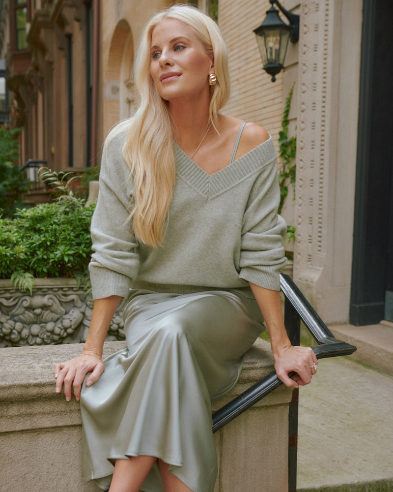 Women's Merino Wool-Blend V-Neck Sweater | Women's Tops | Abercrombie.com | Abercrombie & Fitch (US)