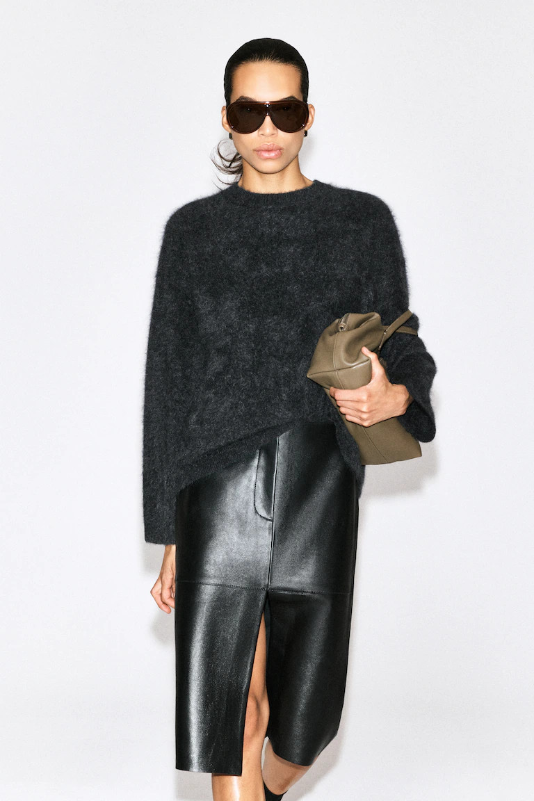 BRUSHED PURE CASHMERE CREW-NECK JUMPER | H&M (UK, MY, IN, SG, PH, TW, HK)