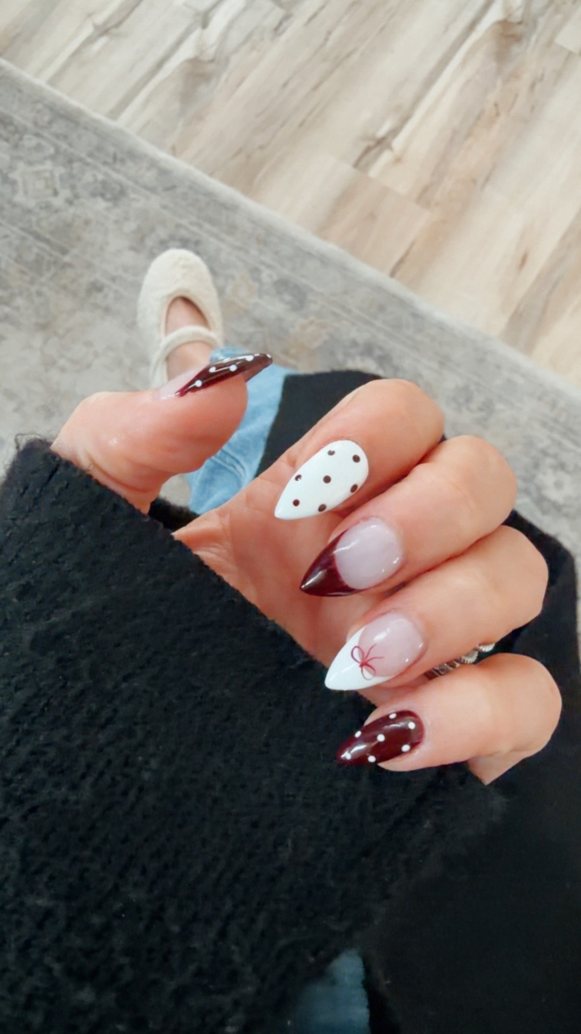 It’s TIMEEEEEE 🎄🎀🫶🏼

#LTKdayinmylife #LTKHoliday #LTKGiftGuide