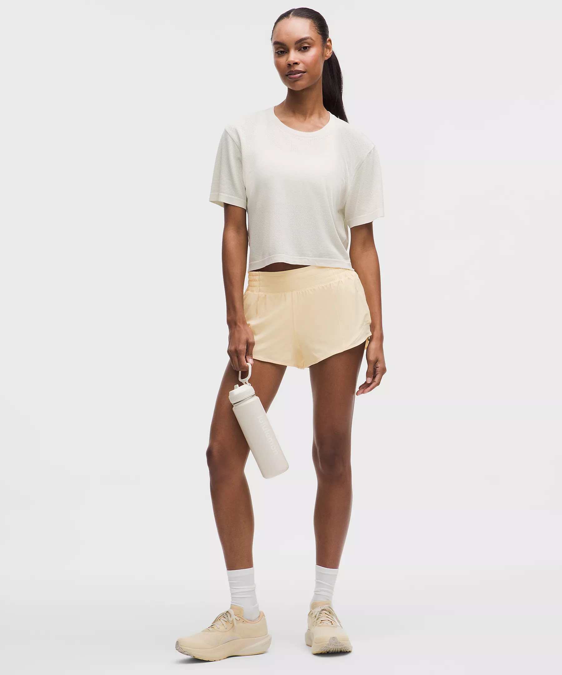 Hotty Hot High-Rise Lined Short 2.5" | lululemon (CA)