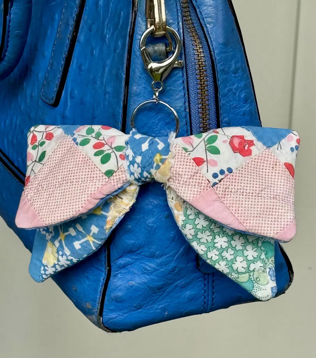 Bow, Vintage Quilt Bag Charm Bow, Keychain Quilted Bow With Lobster Claw, Farmhouse Cottage Inspi... | Etsy (US)