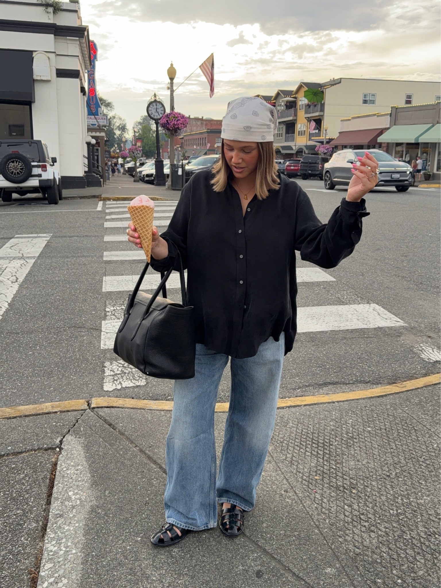 Blouse has almost a silky feel to it super lightweight and chic, jeans tts rigid slight barrel fit, size down 1/2 in sandals!

#jcrew #chic #bandana #barreljeans #bresheppard

#LTKootd