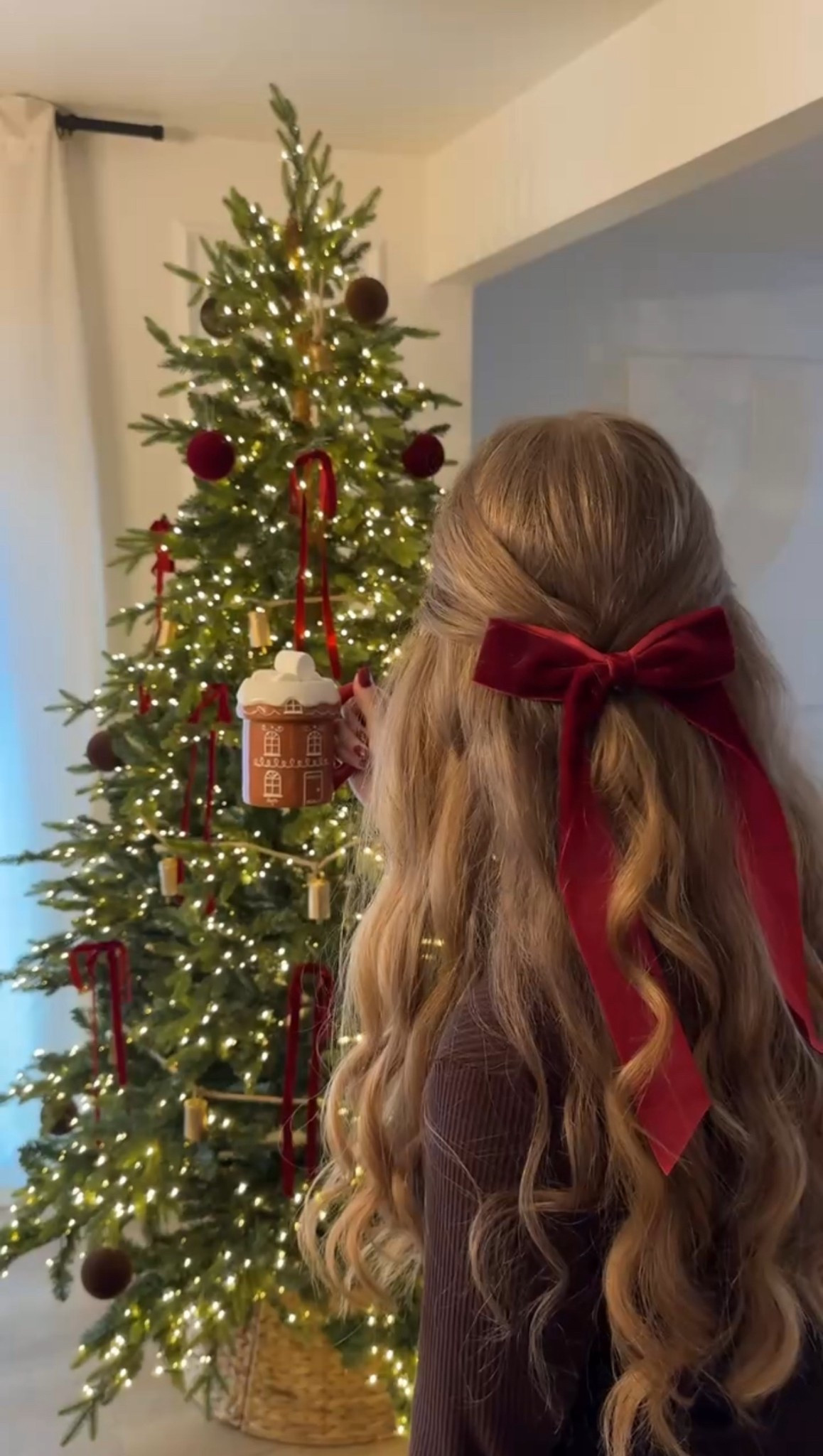 in my festive era 🧸🎄

#LTKHome #LTKHoliday #LTKSeasonal