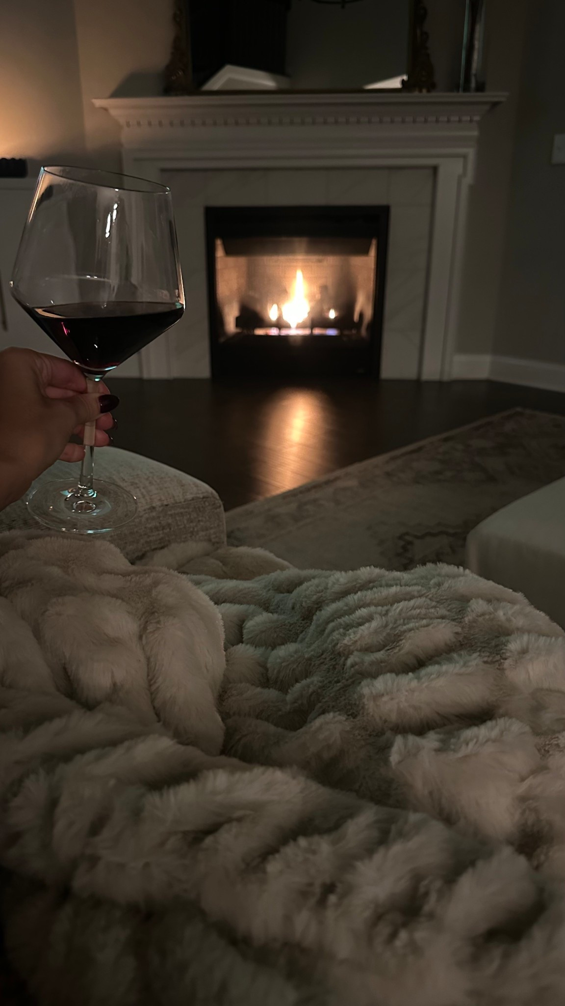 Just got a lola blanket and we're literally all obsessed/fighting over it! I got the large and non-weighted 

#LTKSeasonal #LTKHoliday #LTKGiftGuide