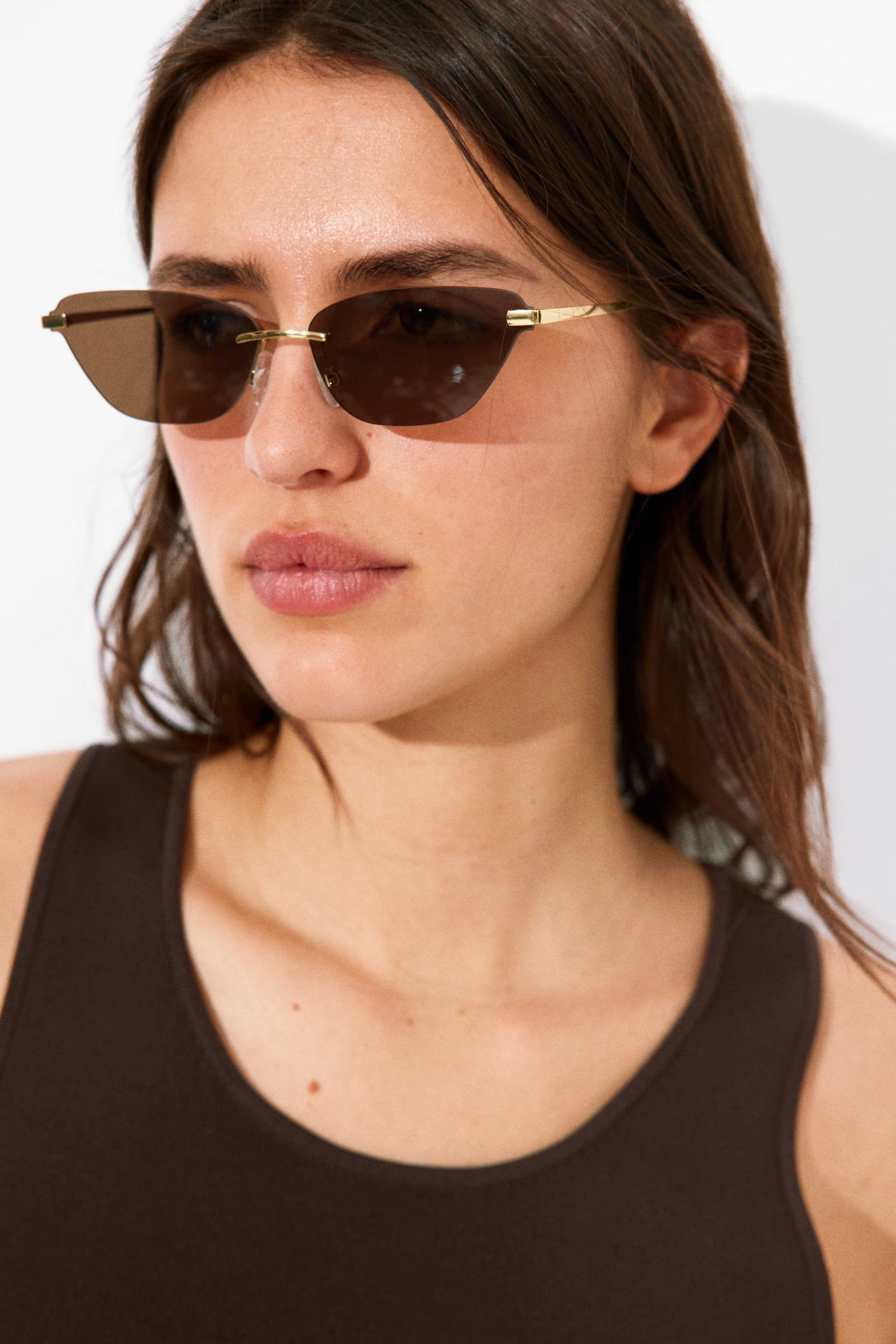 Cat-eye sunglasses | H&M (UK, MY, IN, SG, PH, TW, HK)