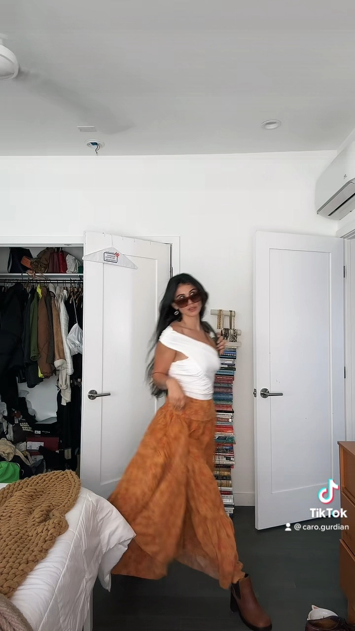 Flower orange skirt with a boho vibe

#LTKfit #LTKSeasonal #LTKshoecrush